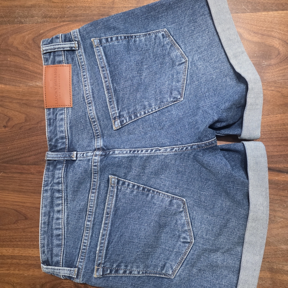 Lucky Brand Blue Denim Shorts Size 2 Ladies Rolled Cuff - Picture 2 of 5